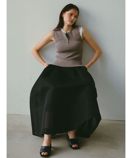 ELENDEEK（エレンディーク）の「ヘンリーネックリブニット（タンクトップ・レディース・ピンク/ブラウン/ブルー/その他1・FREE）」の18枚目の写真