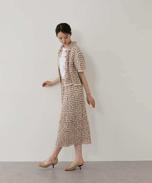 J by blue(ジェイバイブルー)の「クロシェニットスカート(スカート・レディース・ベージュ系/ブラック系/ベージュ・MEDIUM)」の7枚目の写真