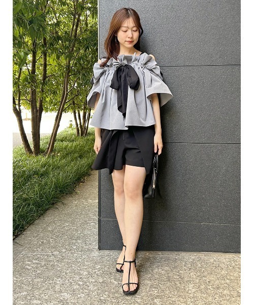 SNIDEL（スナイデル）の「オフショルリボンブラウス（シャツ/ブラウス・レディース・ラベンダー/オフホワイト/グレー・F）」の5枚目の写真