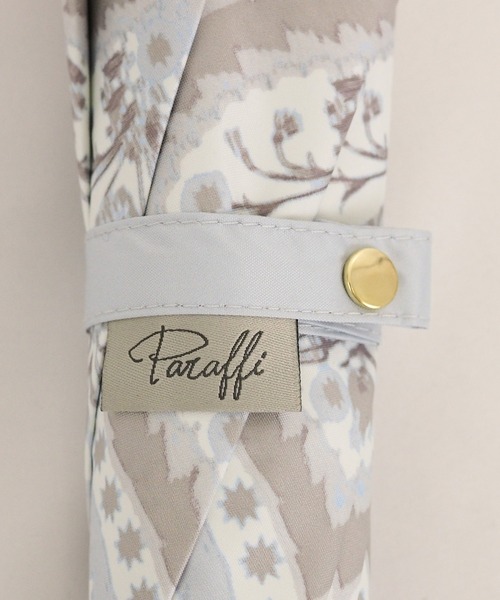 macocca（マコッカ）の「完全遮光 日傘 晴雨兼用 Paraffi パラフィ ショート傘 軽量  ダマスク柄（長傘・レディース・グレー/ブルー・FREE）」の9枚目の写真
