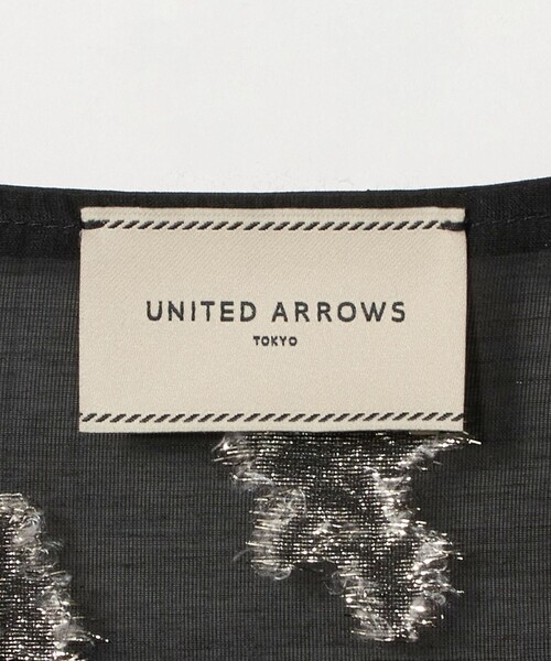 UNITED ARROWS（ユナイテッドアローズ）の「フラワージャガード シアー ブルゾン（ブルゾン・レディース・ブラック・FREE）」の16枚目の写真