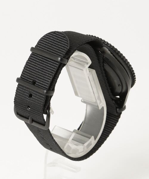COMMON WARE(コモンウェアー)の「NAVAL MILITARY WATCH : MIL.-05 BK/BK Automatic ROYAL Military Diver TYPE(アナログ腕時計・レディース・ブラック・FREE)」の9枚目の写真