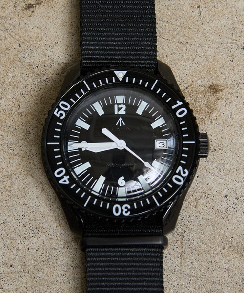 COMMON WARE(コモンウェアー)の「NAVAL MILITARY WATCH : MIL.-05 BK/BK Automatic ROYAL Military Diver TYPE(アナログ腕時計・レディース・ブラック・FREE)」の1枚目の写真