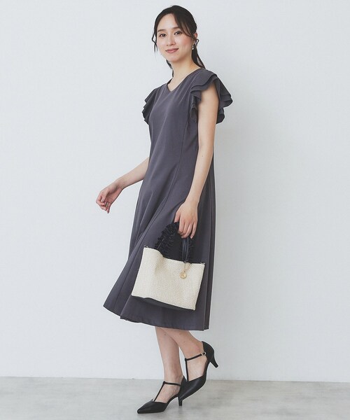 index(インデックス)の「《5色展開/S-LLサイズ》シルケットVネックフレアワンピース【接触冷感/UVケア/洗濯機洗い可】(ワンピース・レディース・ブラウン系その他/ブラック系7/チャコール/ブルー系その他/ネイビー・38/36/40/42)」の15枚目の写真