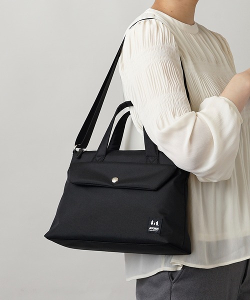 MOOMIN(ムーミン)の「【MOOMIN】(ムーミン) 2WAYショルダーバッグ ハンドバッグ RMNK-06(ショルダーバッグ・レディース・レッド/ベージュ/ブラック/グリーン・ONE SIZE)」の1枚目の写真