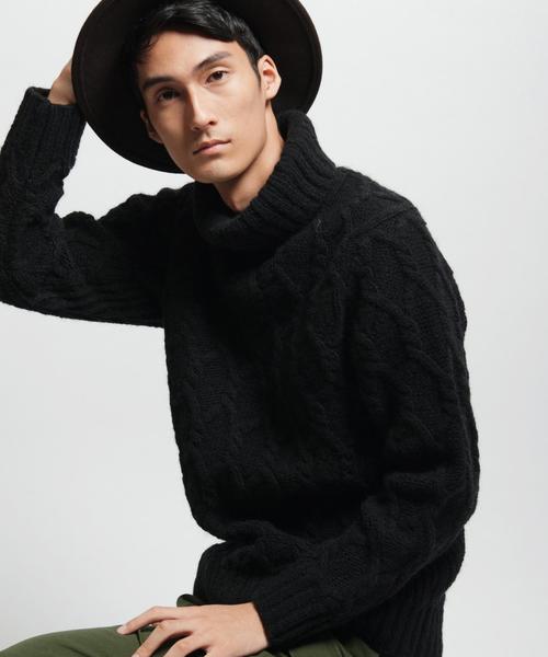 green label relaxing（グリーンレーベルリラクシング）の「BULKY ARAN タートルネックニット 3G◆（ニット/セーター・メンズ・ベージュ/ブラック/ホワイト・X-LARGE/SMALL/MEDIUM/LARGE）」の2枚目の写真