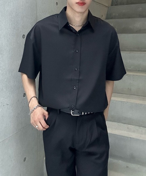 Otte(オッテ)の「シンプルシフォンサマーシャツ(シャツ/ブラウス・メンズ・ブラック/ホワイト/ブルー/ダークグリーン・MEDIUM/LARGE/SMALL)」の2枚目の写真