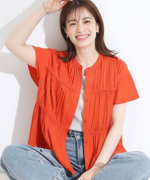 DRESKIP（ドレスキップ）の「【洗える/S-LL】一枚で着映え ティアード風 ギャザーブラウス（シャツ/ブラウス・レディース・ライトベージュ/イエロー/オレンジ/ブラック・04/03/02/01）」の4枚目の写真