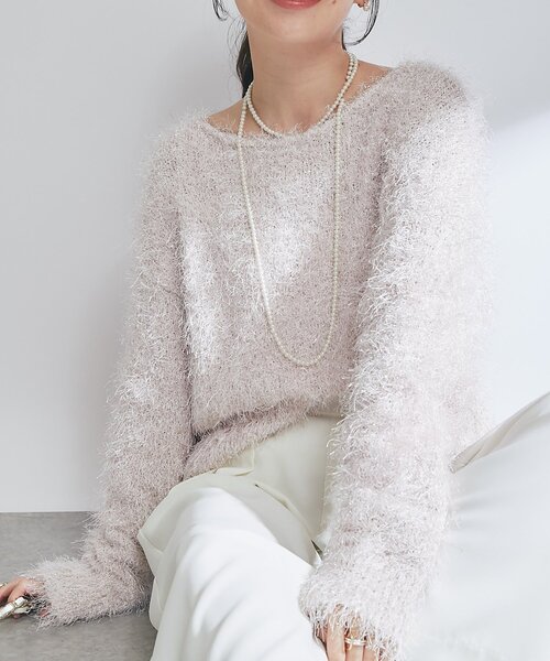 La boutique BonBon（ラブティックボンボン）の「【最強モテニット】フェザーヤーンラメニット（ニット/セーター・レディース・ライトベージュ/グレー系その他/ピンク・FREE）」の4枚目の写真