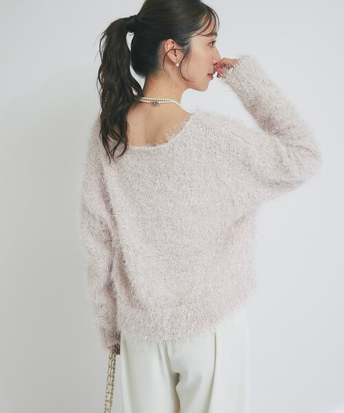La boutique BonBon（ラブティックボンボン）の「【最強モテニット】フェザーヤーンラメニット（ニット/セーター・レディース・ライトベージュ/グレー系その他/ピンク・FREE）」の7枚目の写真