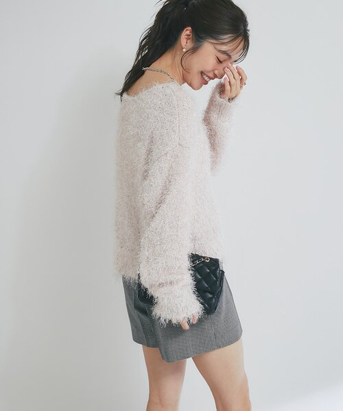 La boutique BonBon（ラブティックボンボン）の「【最強モテニット】フェザーヤーンラメニット（ニット/セーター・レディース・ライトベージュ/グレー系その他/ピンク・FREE）」の15枚目の写真