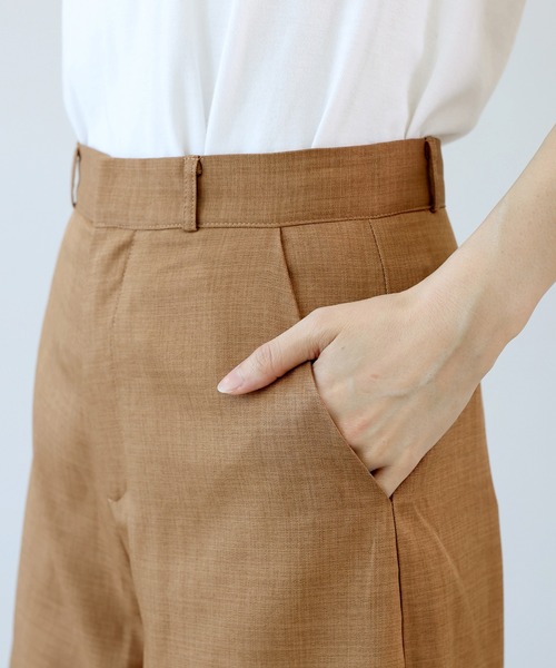 Aletta vita(アレッタビータ)の「エステルツイルカーブパンツ(その他パンツ・レディース・イエロー/ブラウン/グレイッシュベージュ・M)」の20枚目の写真