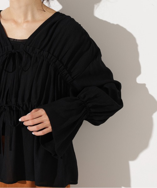 N.（N. Natural Beauty Basic）（エヌエヌナチュラルビューティーベーシック）の「楊柳シャーリングリボンブラウス（シャツ/ブラウス・レディース・アイボリー/レッド/ブラック・MEDIUM）」の22枚目の写真