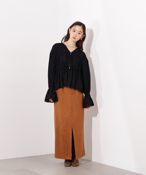 N.（N. Natural Beauty Basic）（エヌエヌナチュラルビューティーベーシック）の「楊柳シャーリングリボンブラウス（シャツ/ブラウス・レディース・アイボリー/レッド/ブラック・MEDIUM）」の12枚目の写真