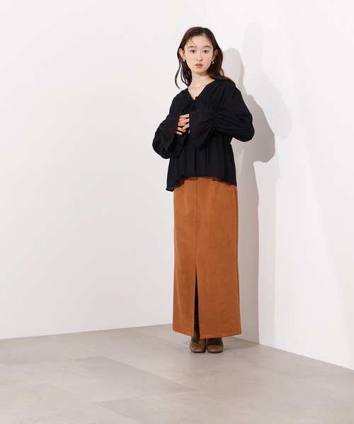 N.（N. Natural Beauty Basic）（エヌエヌナチュラルビューティーベーシック）の「楊柳シャーリングリボンブラウス（シャツ/ブラウス・レディース・アイボリー/レッド/ブラック・MEDIUM）」の16枚目の写真