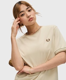 【美品・レア】フレッドペリー ベージュ Tシャツ 半袖　値下げ可 美品・レア】フレッドペリー ベージュ Tシャツ 半袖 値下げ可