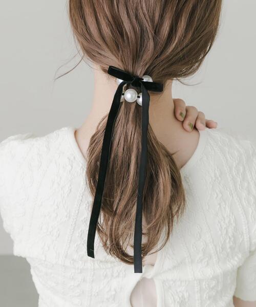 SMELLY(スメリー)の「ビッグパールベロアリボンヘアゴム(ヘアゴム・レディース・ホワイト系その他・-)」の3枚目の写真