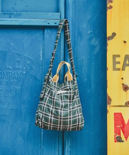 niko and...(ニコアンド)の「オリジナル2WAYテープトートバッグ(トートバッグ・レディース・ブルー/シルバー/オレンジ/レオパード/グリーン/ブラック/ブラウン/オレンジ系その他/グリーン系その他/ダークブラウン/ライトグリーン/その他/ブラック系その他/その他1/グリーン系その他2・0)」の7枚目の写真