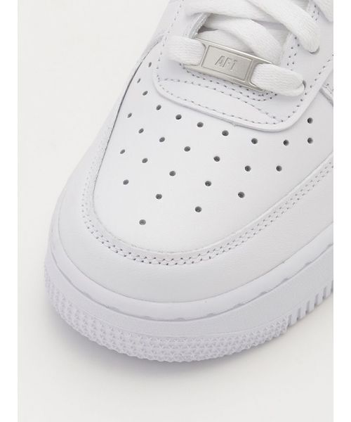 NIKE(ナイキ)の「【NIKE】DD8959-100 ナイキ ウィメンズ エア フォース 1 '07 Air Force 1(スニーカー・レディース・ホワイト・23/24/24.5/23.5/25)」の5枚目の写真