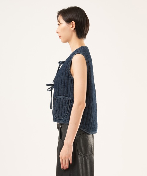 Levi's(リーバイス)の「Levi's/リーバイス ロッティー ライナー ベスト(ベスト・レディース・ダークインディゴブルー・XS/S/M)」の12枚目の写真