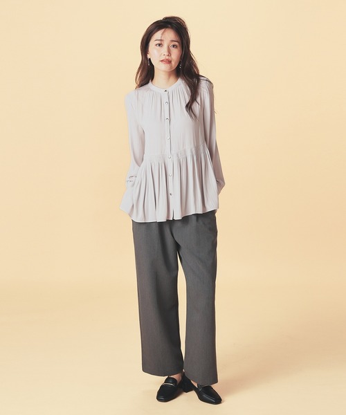 GLACIER lusso（グラシアルッソ）の「ペプラムギャザーブラウス（シャツ/ブラウス・レディース・ネイビー/グレイッシュブルー/ダークオレンジ/グレイッシュベージュ・LL/S/L/M）」の17枚目の写真