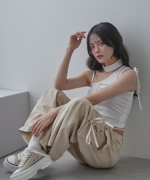 M DOLLY(エムドリー)の「*M DOLLY original* edgy laceup cargo pants/エッジィレースアップカーゴパンツ(カーゴパンツ・レディース・ブラック/ベージュ・XS/S/M)」の11枚目の写真