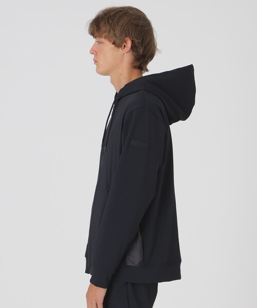 BLACK LABEL CRESTBRIDGE(ブラックレーベル・クレストブリッジ)の「【BLACK lab.】バッググリッドテクニカルパーカー(パーカー・メンズ・ブラック/グリーン系その他7/ネイビー・XL/L/M)」の6枚目の写真