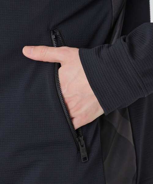 BLACK LABEL CRESTBRIDGE(ブラックレーベル・クレストブリッジ)の「【BLACK lab.】バッググリッドテクニカルパーカー(パーカー・メンズ・ブラック/グリーン系その他7/ネイビー・XL/L/M)」の15枚目の写真
