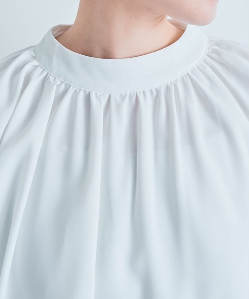 kirakiraShop（キラキラショップ）の「スタンド カラー ギャザー ブラウス（シャツ/ブラウス・レディース・モカ/ベージュ/ピンクベージュ/オフホワイト/ブルー・M/L）」の14枚目の写真