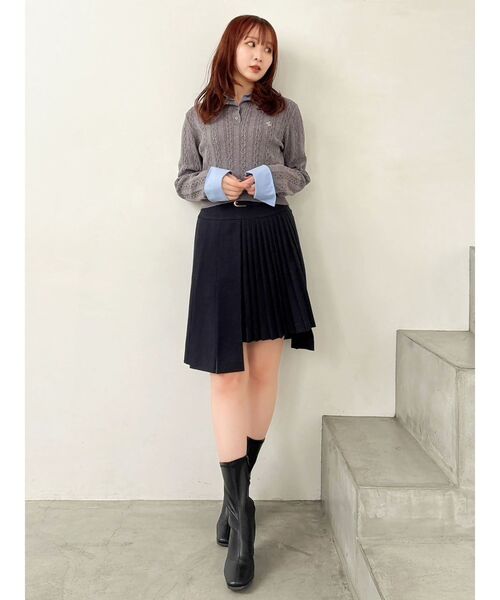 dazzlin(ダズリン)の「ミディアシメプリーツスカート(スカート・レディース・ブラウン/ネイビー・MEDIUM/SMALL)」の4枚目の写真