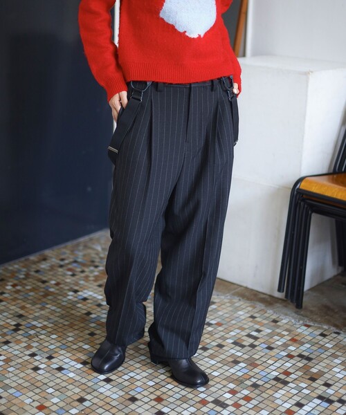 B:MING by BEAMS（ビーミングバイビームス）の「ambiance / STRIPE SUS PANTS（その他パンツ・レディース・グレー/ブラック・SMALL/MEDIUM）」の2枚目の写真