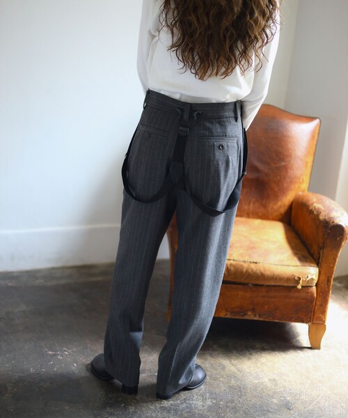 B:MING by BEAMS（ビーミングバイビームス）の「ambiance / STRIPE SUS PANTS（その他パンツ・レディース・グレー/ブラック・SMALL/MEDIUM）」の8枚目の写真