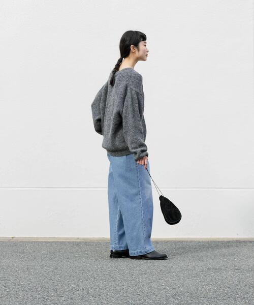 かぐれ（カグレ）の「フェードデニムイージーパンツ（デニムパンツ・レディース・ライトインディゴブルー/ブラック系その他・FREE）」の6枚目の写真