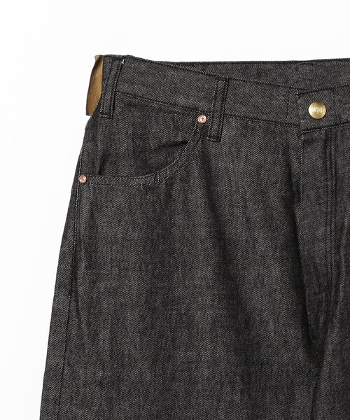 NECESSARY or UNNECESSARY（ネセサリーオアアンネセサリー）の「NECESSARY or UNNECESSARY / UNIFORM FIT BLACK DENIM デニムパンツ（デニムパンツ・メンズ・ブラック・30inch/32inch/34inch/36inch）」の7枚目の写真