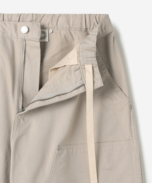 ORCIVAL（オーシバル）の「ORCIVAL | コットンカツラギ ダブルニーイージーパンツ MEN（その他パンツ・メンズ・ブラック/オフホワイト・5/4）」の11枚目の写真