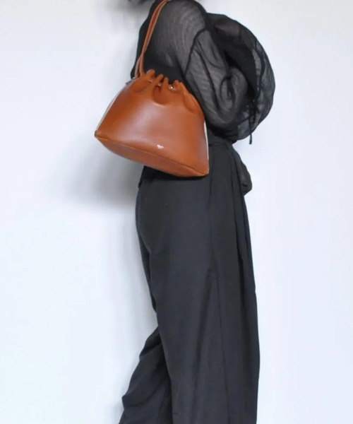 blancle(ブランクレ)の「blancle SMOOTH PLEATS TOTE(ハンドバッグ・レディース・ブラック/タン/ピンク・FREE)」の8枚目の写真