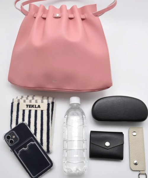 blancle(ブランクレ)の「blancle SMOOTH PLEATS TOTE(ハンドバッグ・レディース・ブラック/タン/ピンク・FREE)」の5枚目の写真