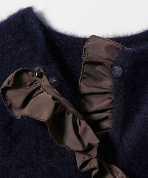 UNITED ARROWS（ユナイテッドアローズ）の「フォックスカシミヤ フリルコンビ カーディガン（カーディガン/ボレロ・レディース・ダークグレー/ネイビー/ブラック・FREE）」の15枚目の写真