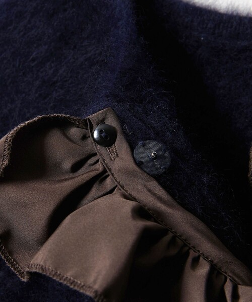 UNITED ARROWS（ユナイテッドアローズ）の「フォックスカシミヤ フリルコンビ カーディガン（カーディガン/ボレロ・レディース・ダークグレー/ネイビー/ブラック・FREE）」の16枚目の写真