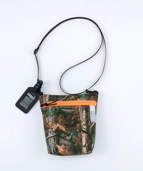 WEEKEND(ER)(ウィークエンダー)の「WEEKEND(ER) QUILTED MINI(ショルダーバッグ・メンズ・ブラック/ベージュ/ブルー/カモフラージュ・FREE)」の22枚目の写真