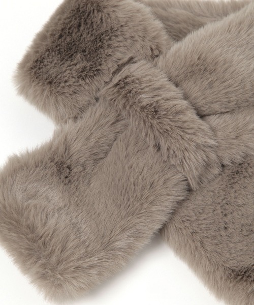 FOUND GOOD（ファウンドグッド）の「Fファーマフラー（マフラー・レディース・ベージュ/ブラック/グレー系5/グレー系2・FREE）」の11枚目の写真