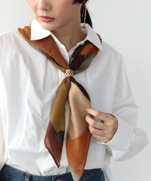 Three Four Time（ｽﾘｰﾌｫｰﾀｲﾑ）の「格子メタルスカーフリング（ストール/ショール・レディース・シルバー/ゴールド・FREE）」の9枚目の写真