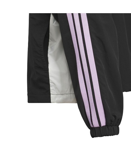 adidas（アディダス）の「アディダス adidas ガールズ ウーブン ルーズフィット フルジップ ジャケット（ナイロンジャケット・キッズ・ブラック/パープル・110cm/120cm/130cm/140cm/150cm/160cm）」の9枚目の写真
