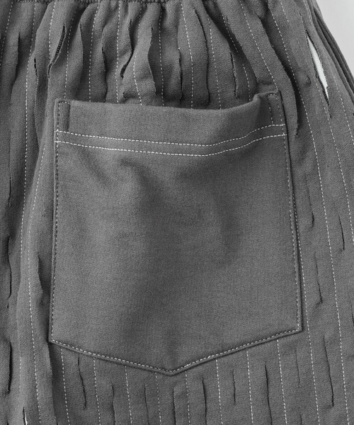 styles(スタイルス)の「PAS UNE MARQUE DOUBLE-PANELLED DISTRESSED SHORT 504(その他パンツ・メンズ・ダークグレー・2/3)」の5枚目の写真