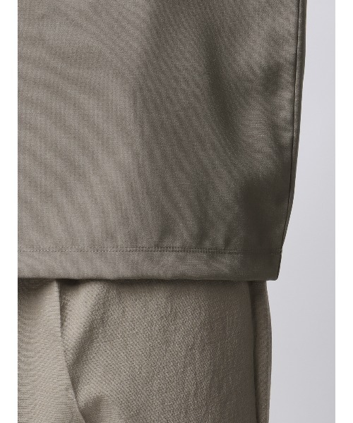 SUIT SQUARE(スーツスクエア)の「半袖Tシャツ 吸水速乾 ストレッチ 防シワ トロピカル 無地(Tシャツ/カットソー・メンズ・ベージュ系/ブラック系・LL/L/M/S)」の19枚目の写真
