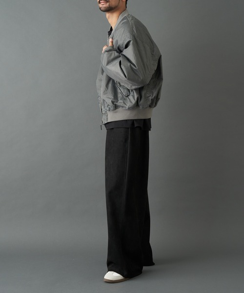 COLONY 2139(コロニートゥーワンスリーナイン)の「フェード加工MA-1(ブルゾン・メンズ・ブラック/グレー・MEDIUM/LARGE)」の14枚目の写真