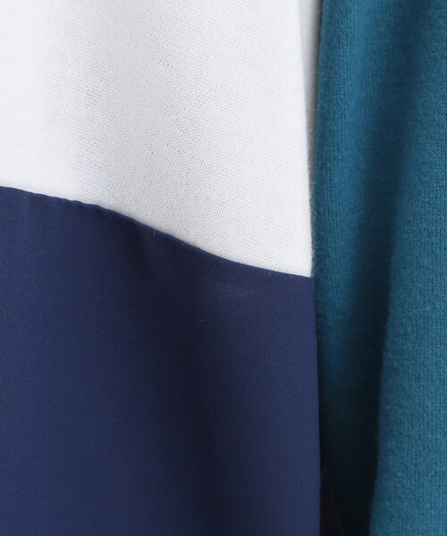 SHOO・LA・RUE(シューラルー)の「【S-LL】インしないで着られる 3段切り替えトップス(Tシャツ/カットソー・レディース・ブラック系4/グレー系4/ワイン系6/ブルーグリーン・01/02/03/04)」の5枚目の写真