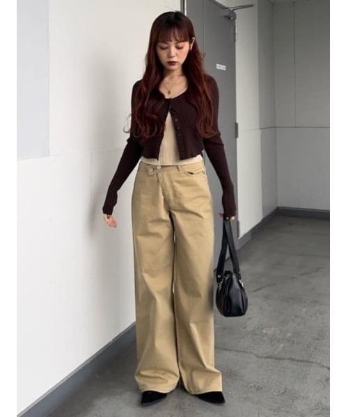 CROSS CHINO WIDE STRAIGHT（チノパンツ）｜MOUSSY（マウジー）の