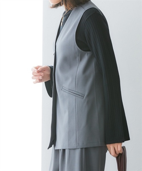 7days Life Styling（セブンデイズライフスタイリング）の「落ち感ドレープ素材ミドル丈フレアジレ（タテヨコストレッチ・しわになりにくい・速乾・ＵＶカット）＜大きいサイズ有＞（ベスト・レディース・グレー/ブラック・M/L/LL/3L）」の17枚目の写真