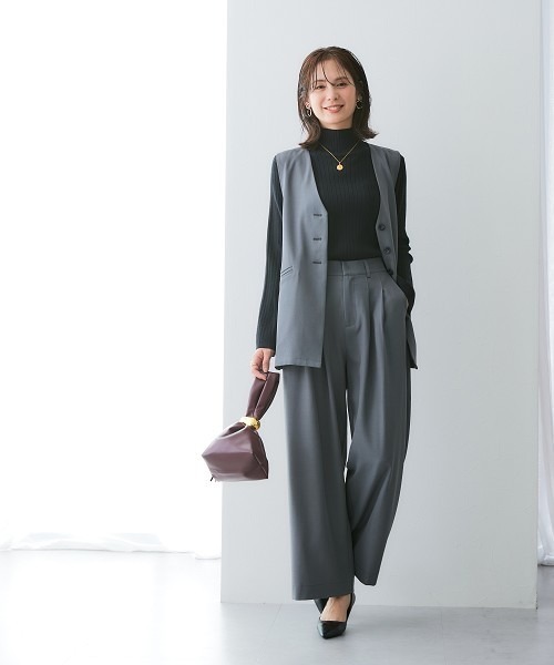 7days Life Styling（セブンデイズライフスタイリング）の「落ち感ドレープ素材ミドル丈フレアジレ（タテヨコストレッチ・しわになりにくい・速乾・ＵＶカット）＜大きいサイズ有＞（ベスト・レディース・グレー/ブラック・M/L/LL/3L）」の5枚目の写真